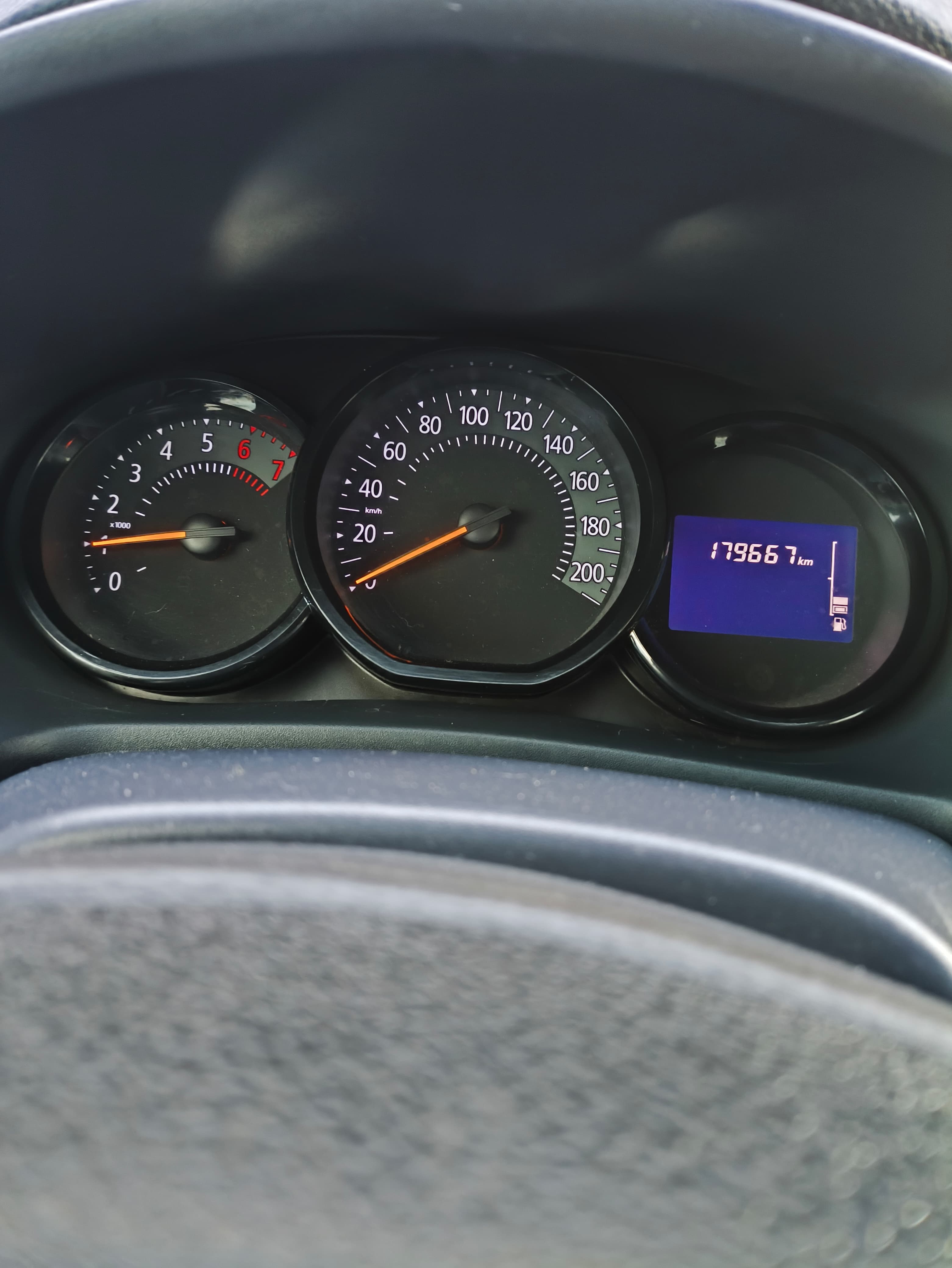 RENAULT LOGAN EXPRESSION